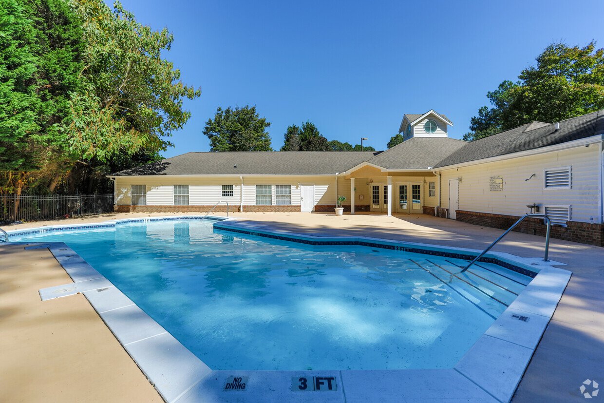 Stanton Yards pool